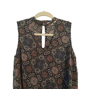 BB Dakota Sleeveless Blouse Womans Medium Geometric Print Lightweight Flowy